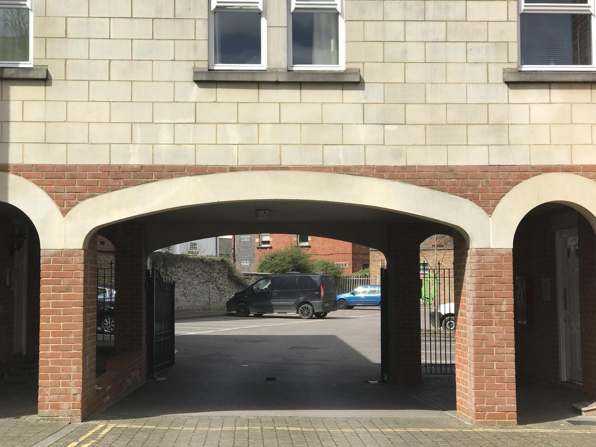 Apartmán Godwin Court 21 Swindon Exteriér fotografie