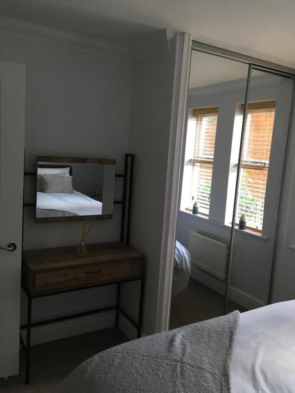 Apartmán Godwin Court 21 Swindon Exteriér fotografie