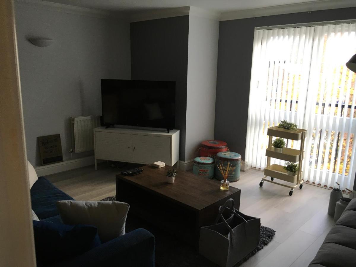 Apartmán Godwin Court 21 Swindon Exteriér fotografie